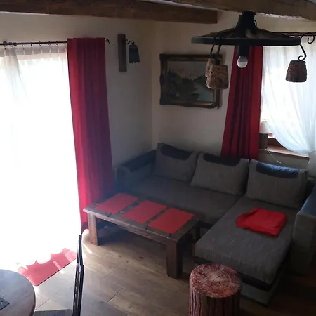 Pod Sosnami Casa de Férias *